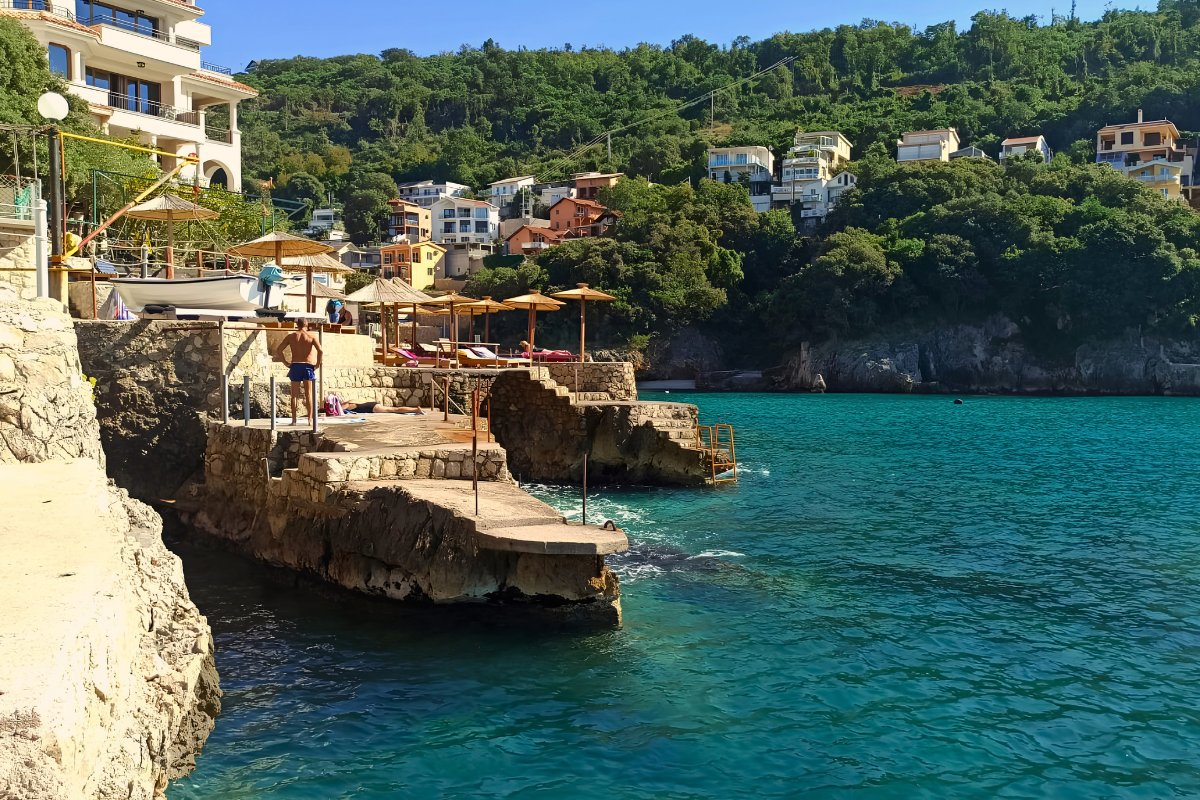 Hladna Uvala hidden cove Montenegro